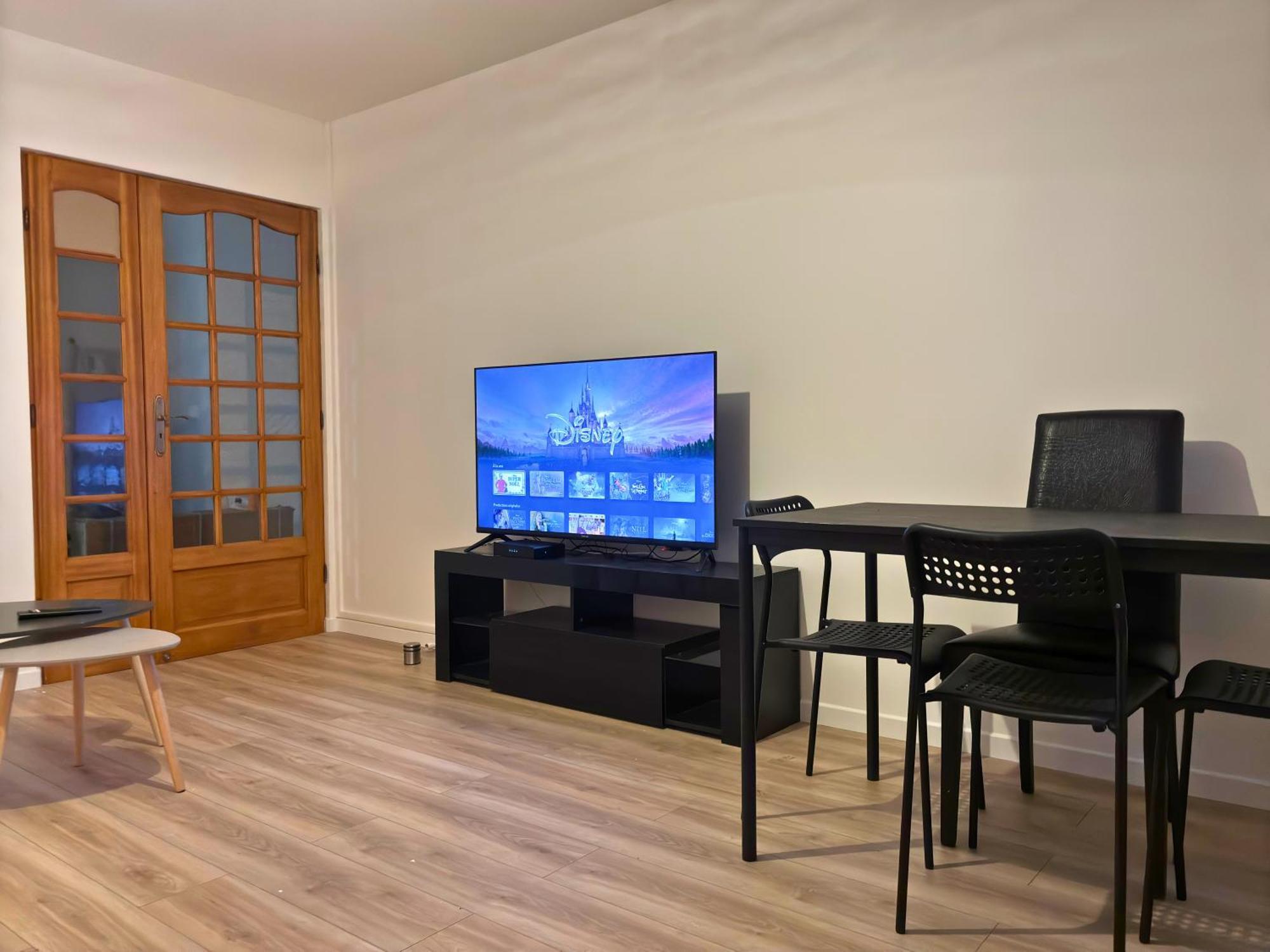 La Tour - Tout Confort - Hypercentre - Balcon #Sirdest Franconville  Εξωτερικό φωτογραφία